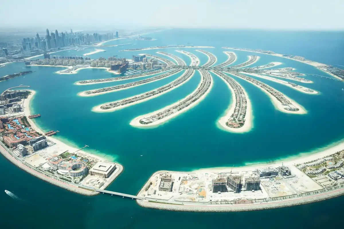 Palm Jumeirah: un'isola artificiale con un'esperienza di lusso a Dubai