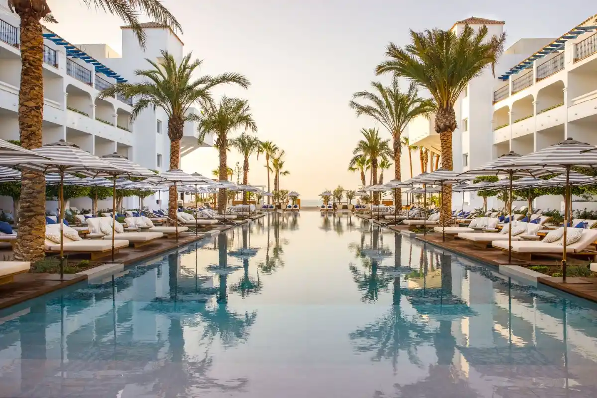 Azure Beach: una spiaggia magica nel cuore di Dubai