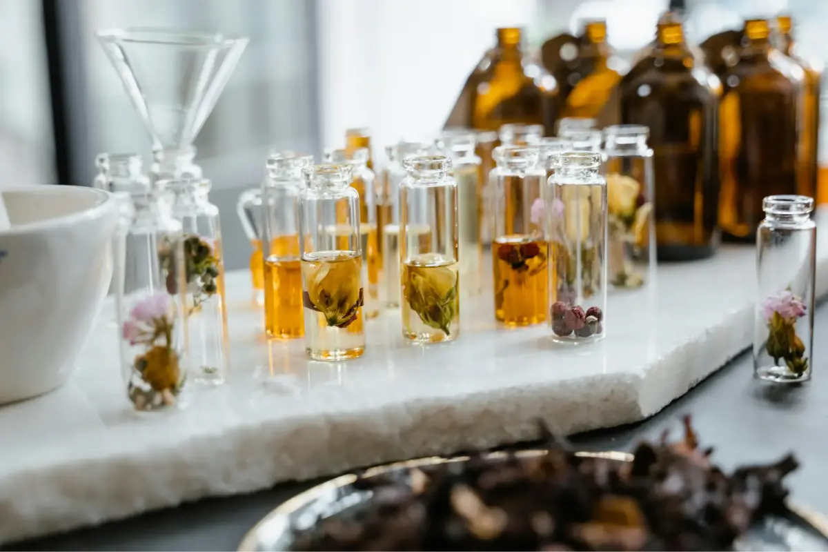 Profumi locali e souvenir tradizionali; esperienza della cultura locale di Dubai