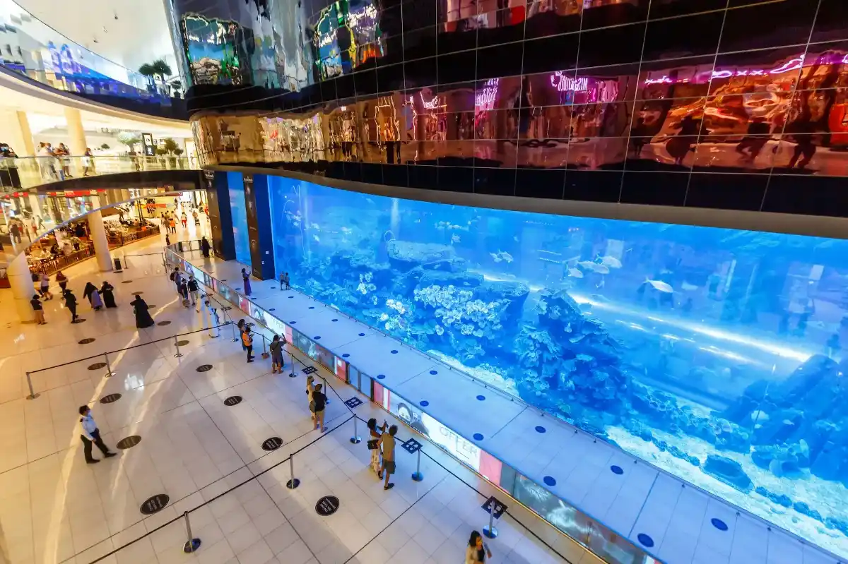 Divertimenti familiari e shopping al Dubai Mall
