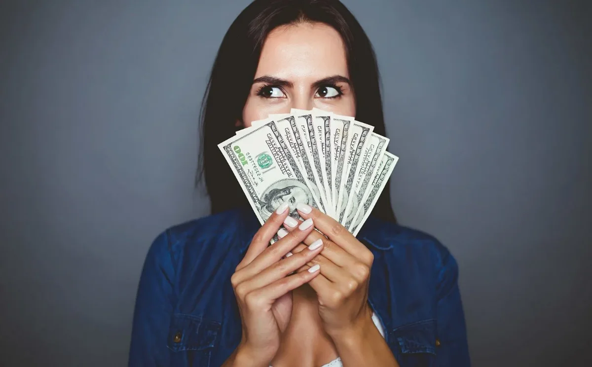 Modalità di ottenere valuta statale per viaggi all'estero