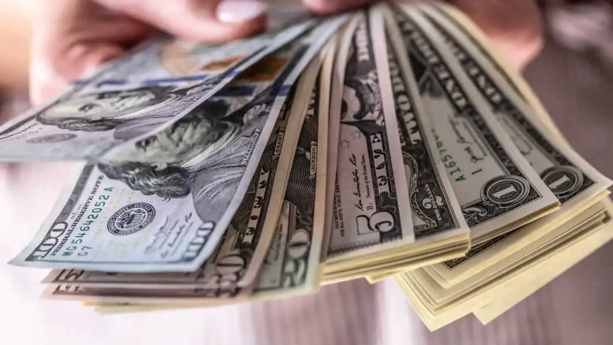 Ricezione di valuta statale per cure all'estero