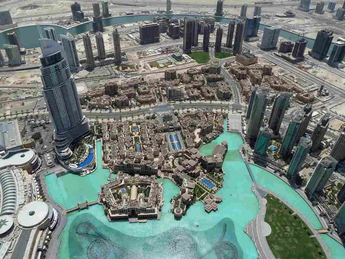 The view of the city of Dubai from the balcony of the top floor of the Burj Khalifa
