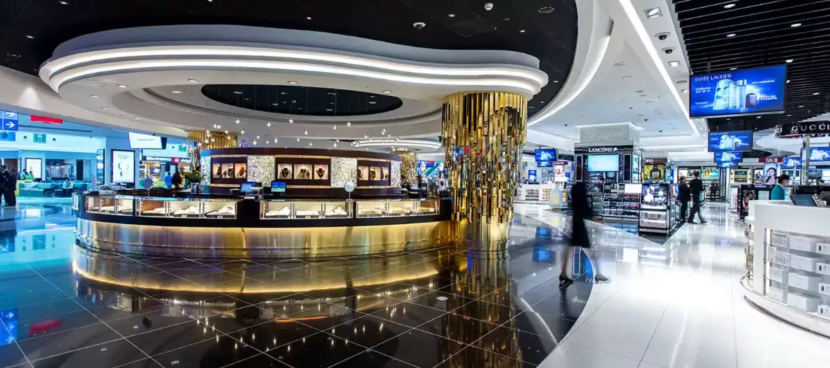如何在迪拜免税店体验最佳购物？