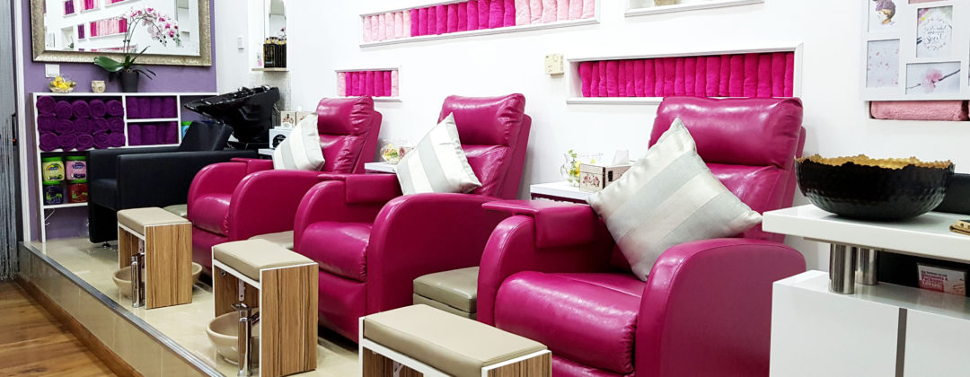 ネイル・トリックス サロン | ドバイ - womenhairsalon